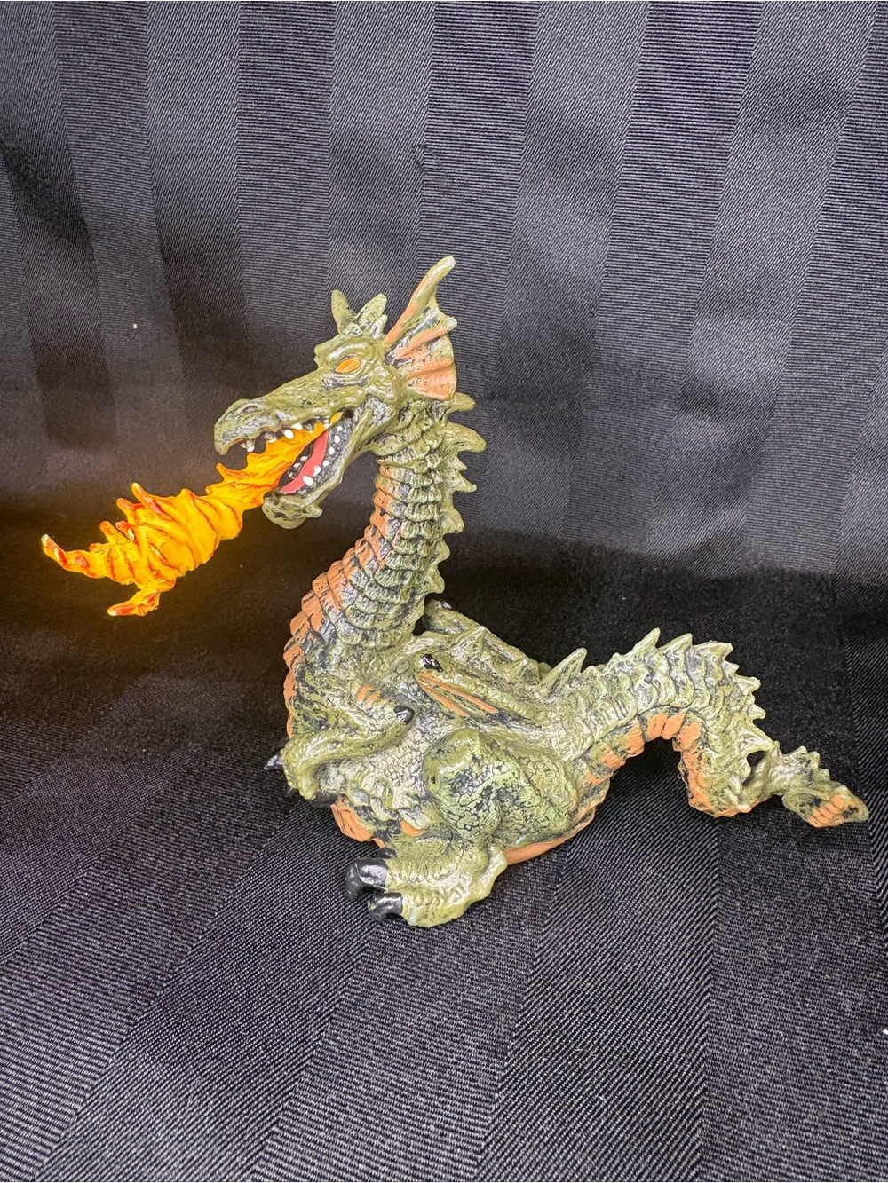 Papo Fire Breathing Dragon Vintage Figure 1999 Medieval Fantasy Monster 4”